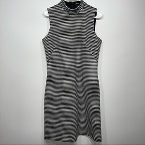 J. McLaughlin mock neck printed dress size medium